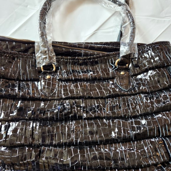 Chaos black leather slit pattern purse optional crossbody strap. NWT - Picture 9 of 10